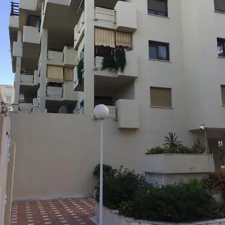 Montemar Puerto *
